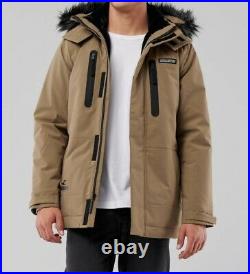 Hollister faux fur-lined all-weather parka Size LARGE